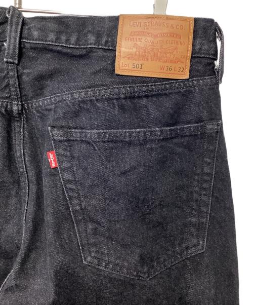 LEVI'S（リーバイス）LEVI'S (リーバイス) セルビッジデニムパンツ ブラック サイズ:W36 L32の古着・服飾アイテム