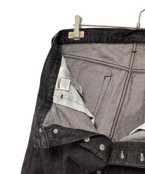 LEVI'S（リーバイス）LEVI'S (リーバイス) セルビッジデニムパンツ ブラック サイズ:W36 L32の古着・服飾アイテム