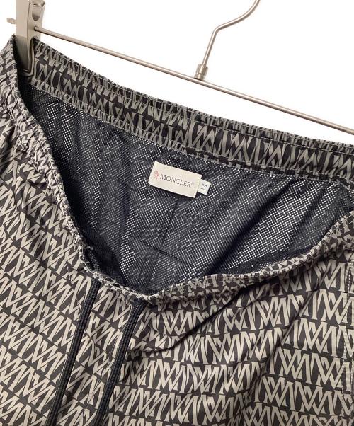 MONCLER（モンクレール）MONCLER (モンクレール) ハーフパンツ グレー×ブラック サイズ:Mの古着・服飾アイテム