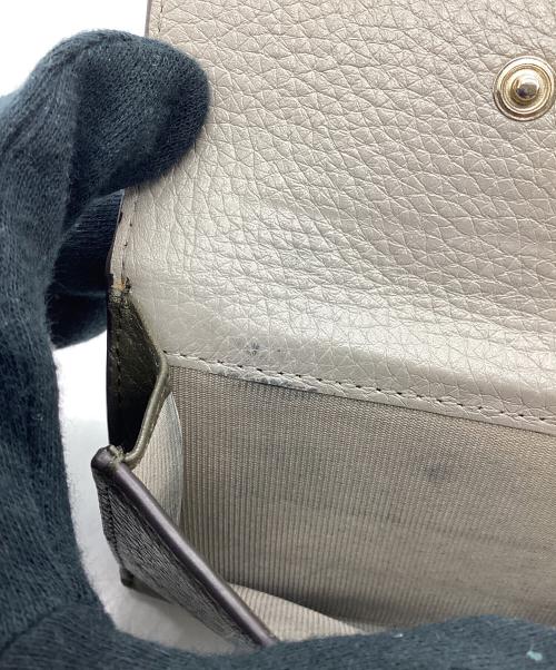 FURLA（フルラ）FURLA (フルラ) 3つ折り財布 カーキの古着・服飾アイテム
