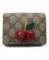 GUCCI（グッチ）の古着「チェリーコンパクトウォレット」｜レッド