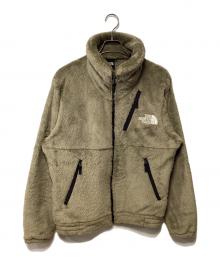 THE NORTH FACE（ザ ノース フェイス）の古着「バーサロフトジャケット」｜カーキ×ブラック