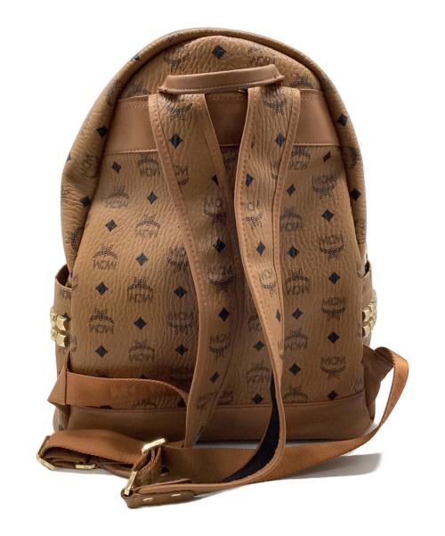 MCM（エムシーエム）MCM (エムシーエム) スタッズリュック キャメルの古着・服飾アイテム
