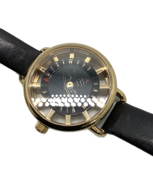Vivienne Westwood（ヴィヴィアンウエストウッド）Vivienne Westwood (ヴィヴィアンウエストウッド) 腕時計 ブラック×ゴールドの古着・服飾アイテム