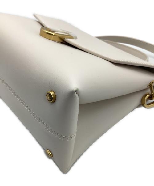 CHARLES & KEITH（チャールズアンドキース）CHARLES & KEITH (チャールズアンドキース) ストーンエンベリッシュド ハンドルバッグ アイボリーの古着・服飾アイテム
