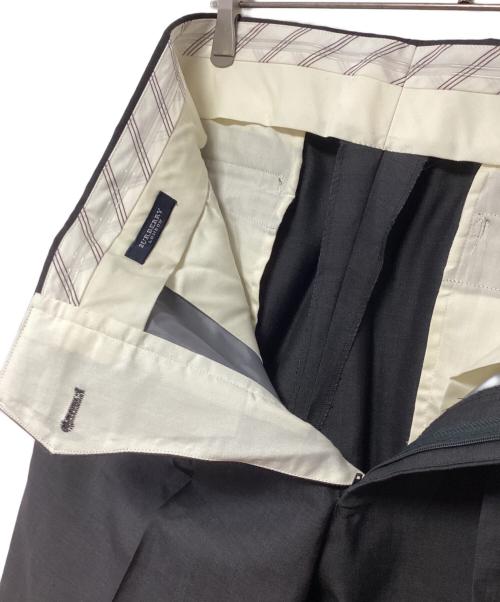 BURBERRY LONDON（バーバリーロンドン）BURBERRY LONDON (バーバリーロンドン) スラックス グレー サイズ:79 未使用品の古着・服飾アイテム