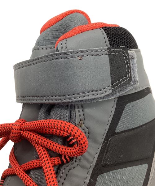 mont-bell（モンベル）mont-bell (モンベル) トレッキングブーツ グレー×レッド サイズ:26.5 未使用品の古着・服飾アイテム