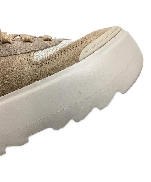 UGG（アグ）UGG (アグ) ローカットスニーカー ベージュ サイズ:22.5の古着・服飾アイテム