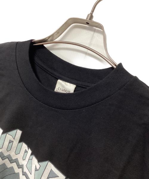 CYGNUS（シグナス）CYGNUS (シグナス) 半袖Tシャツ ブラック サイズ:Mの古着・服飾アイテム