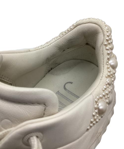 JIMMY CHOO（ジミーチュウ）JIMMY CHOO (ジミーチュウ) ローカットスニーカー ベージュ サイズ:35の古着・服飾アイテム