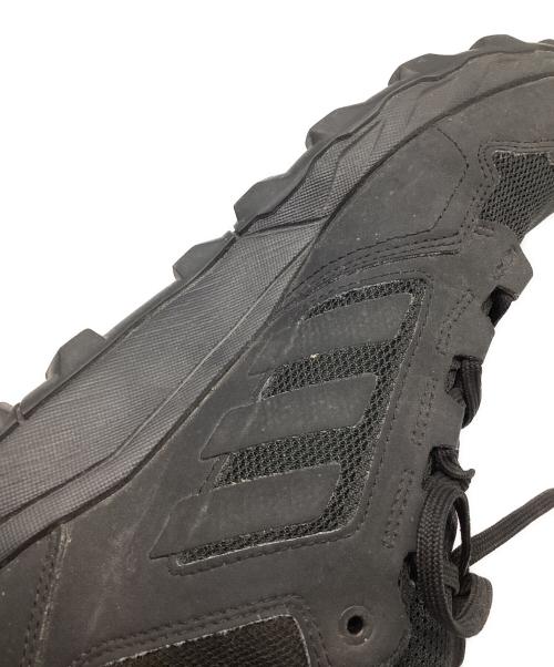 adidas（アディダス）adidas (アディダス) ローカットスニーカー ブラック サイズ:26.5の古着・服飾アイテム