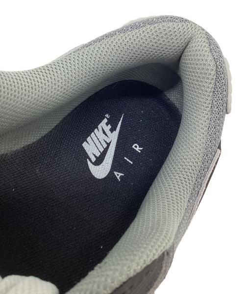 NIKE（ナイキ）NIKE (ナイキ) ローカットスニーカー グレー サイズ:28.5の古着・服飾アイテム