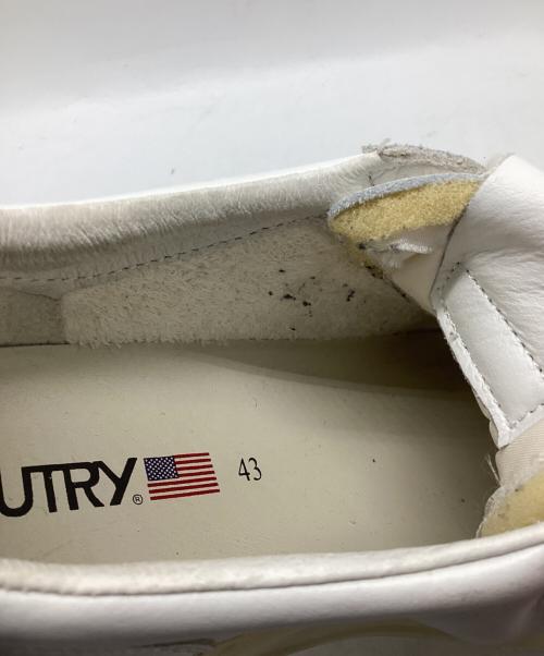 AUTRY（オートリー）AUTRY (オートリー) ローカットスニーカー ホワイト サイズ:43の古着・服飾アイテム