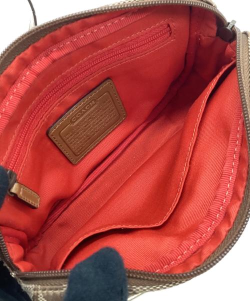 COACH（コーチ）COACH (コーチ) ウエストポーチ ゴールド×ベージュの古着・服飾アイテム