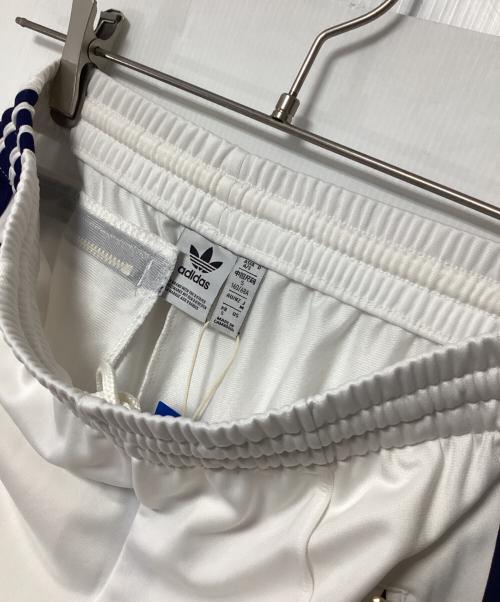adidas（アディダス）adidas (アディダス) トラックパンツ ホワイト×ネイビー サイズ:Mの古着・服飾アイテム