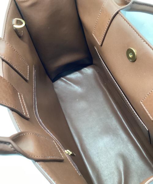 CHARLES & KEITH（チャールズアンドキース）CHARLES & KEITH (チャールズアンドキース) エクストララージ トートバック ブラウンの古着・服飾アイテム