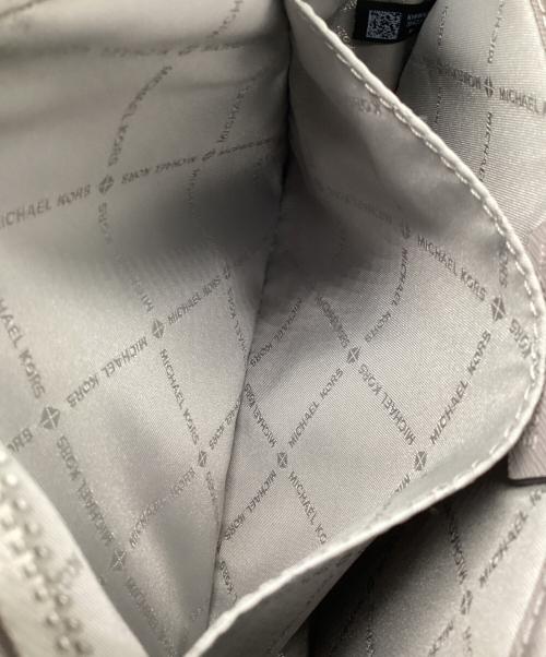 MICHAEL KORS（マイケルコース）MICHAEL KORS (マイケル・コース) ショルダーバッグ グレーの古着・服飾アイテム
