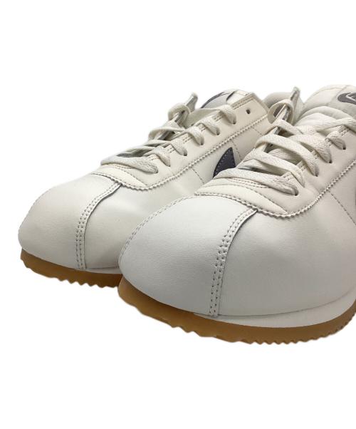 NIKE（ナイキ）NIKE (ナイキ) ローカットスニーカー ホワイト×グレー サイズ:28.5の古着・服飾アイテム