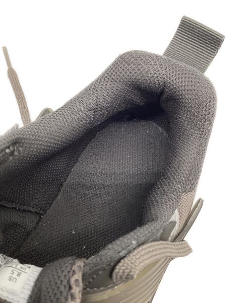 NIKE（ナイキ）NIKE (ナイキ) スニーカー カーキ サイズ:26.5の古着・服飾アイテム