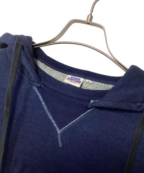 STUDIO D'ARTISAN（ステュディオダルチザン）STUDIO D'ARTISAN (ステュディオダルチザン) パーカー ネイビー サイズ:Mの古着・服飾アイテム