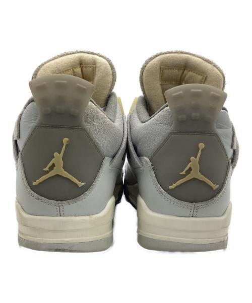 NIKE（ナイキ）NIKE (ナイキ) AIR JORDAN 4 RETRO SE グレー×ベージュ サイズ:27.5の古着・服飾アイテム