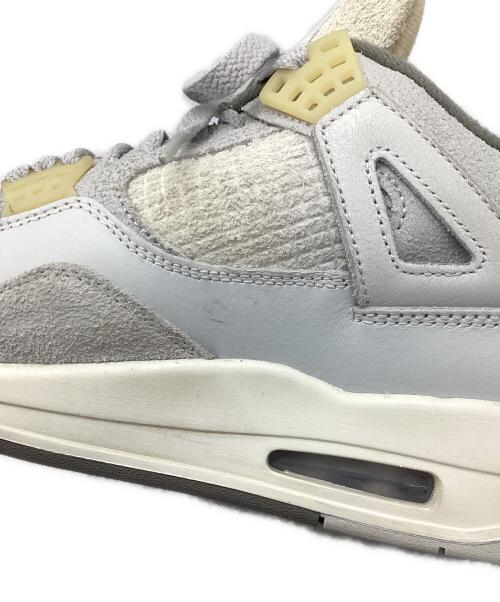 NIKE（ナイキ）NIKE (ナイキ) AIR JORDAN 4 RETRO SE グレー×ベージュ サイズ:27.5の古着・服飾アイテム