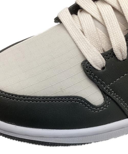 NIKE（ナイキ）NIKE (ナイキ) スニーカー グレー×レッド サイズ:27の古着・服飾アイテム