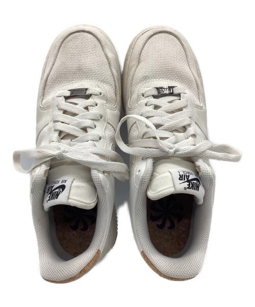 NIKE（ナイキ）NIKE (ナイキ) AIR FORCE 1 07 LV8 アイボリー サイズ:26の古着・服飾アイテム