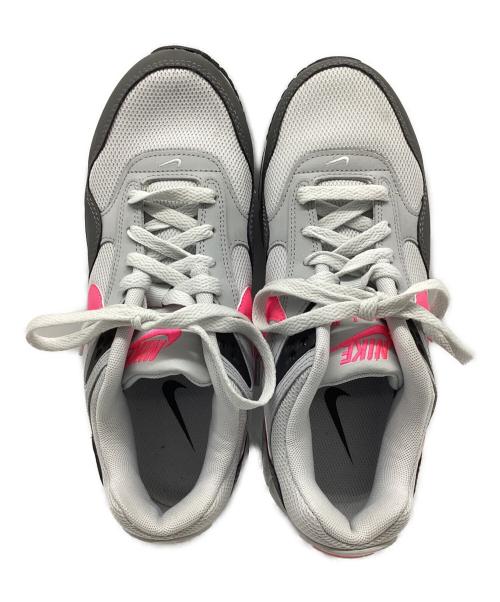 NIKE（ナイキ）NIKE (ナイキ) ローカットスニーカー グレー×ブラック サイズ:24.5の古着・服飾アイテム
