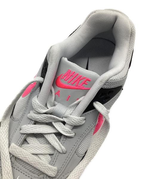 NIKE（ナイキ）NIKE (ナイキ) ローカットスニーカー グレー×ブラック サイズ:24.5の古着・服飾アイテム