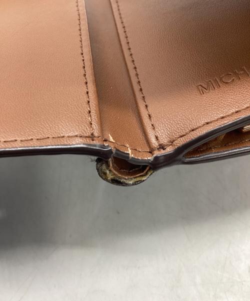 MICHAEL KORS（マイケルコース）MICHAEL KORS (マイケルコース) 3つ折り財布 ブラウンの古着・服飾アイテム
