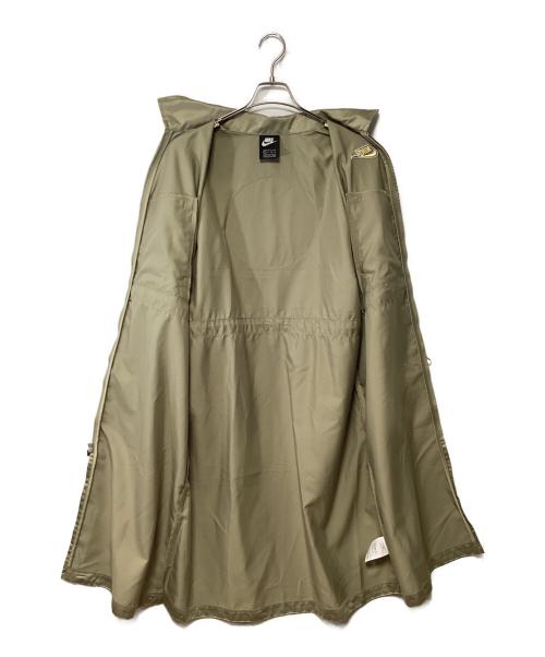 NIKE（ナイキ）NIKE (ナイキ) クラッシュ ロング SA ジャケット カーキ サイズ:XSの古着・服飾アイテム