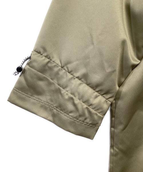 NIKE（ナイキ）NIKE (ナイキ) クラッシュ ロング SA ジャケット カーキ サイズ:XSの古着・服飾アイテム