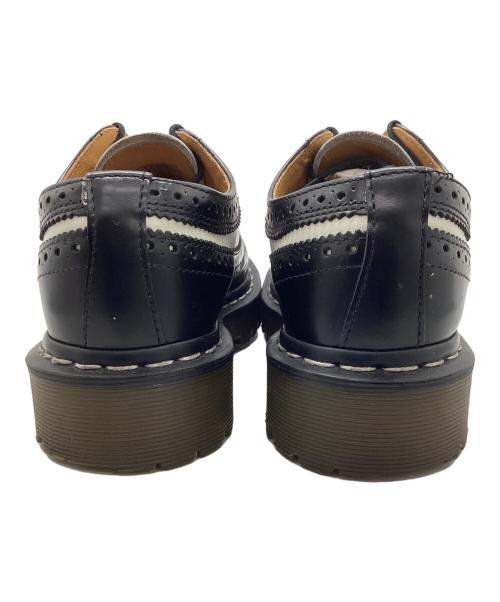 Dr.Martens（ドクターマーチン）Dr.Martens (ドクターマーチン) ウィングチップシューズ ブラック×ホワイト サイズ:UK4の古着・服飾アイテム