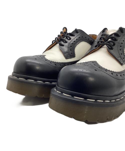 Dr.Martens（ドクターマーチン）Dr.Martens (ドクターマーチン) ウィングチップシューズ ブラック×ホワイト サイズ:UK4の古着・服飾アイテム