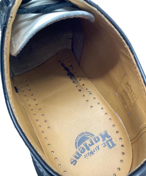 Dr.Martens（ドクターマーチン）Dr.Martens (ドクターマーチン) ウィングチップシューズ ブラック×ホワイト サイズ:UK4の古着・服飾アイテム