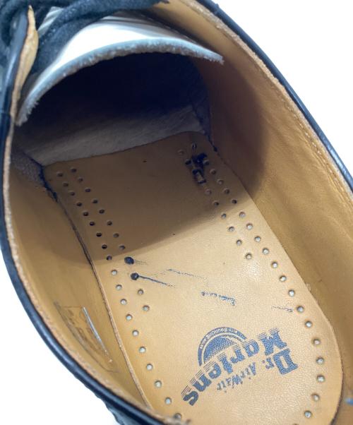 Dr.Martens（ドクターマーチン）Dr.Martens (ドクターマーチン) ウィングチップシューズ ブラック×ホワイト サイズ:UK4の古着・服飾アイテム