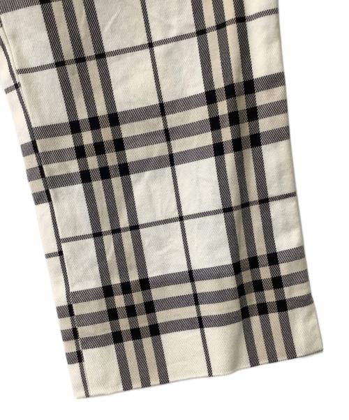 BURBERRY BLUE LABEL（バーバリー ブルー レーベル）BURBERRY BLUE LABEL (バーバリー ブルー レーベル) クロップドパンツ アイボリー×ベージュ サイズ:38の古着・服飾アイテム