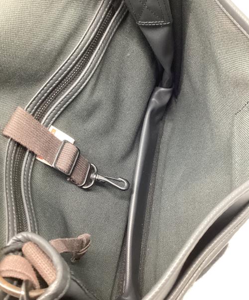 LUGGAGE LABEL（ラゲッジ レーベル）LUGGAGE LABEL (ラゲッジ レーベル) メッセンジャーバッグ ブラックの古着・服飾アイテム