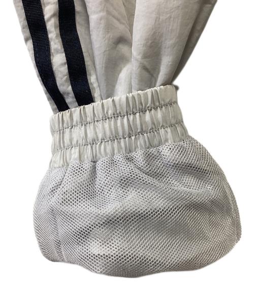 adidas（アディダス）adidas (アディダス) ナイロンパンツ グレー サイズ:Mの古着・服飾アイテム