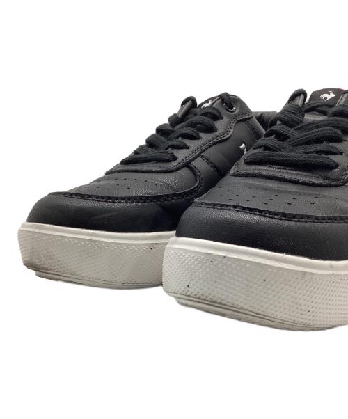 le coq sportif（ルコックスポルティフ）le coq sportif (ルコックスポルティフ) ローカットスニーカー ブラック サイズ:24.5の古着・服飾アイテム