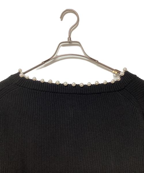 Adam et Rope（アダム エ ロペ）Adam et Rope (アダム エ ロペ) パール付きカーディガン ブラック サイズ:Freeの古着・服飾アイテム