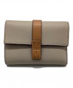 LOEWEロエベ）の古着「トライフォールドウォレット」｜ベージュ