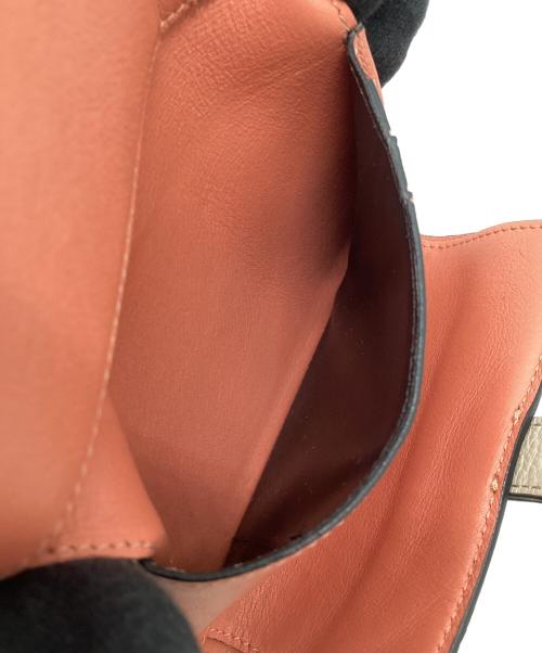 LOEWE（ロエベ）LOEWE (ロエベ) トライフォールドウォレット ベージュの古着・服飾アイテム