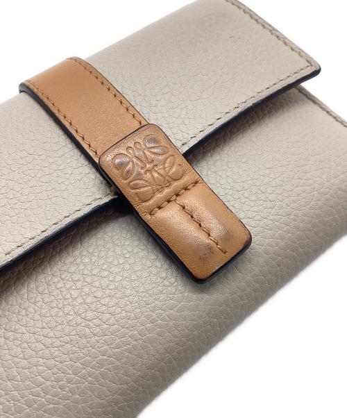 LOEWE（ロエベ）LOEWE (ロエベ) トライフォールドウォレット ベージュの古着・服飾アイテム