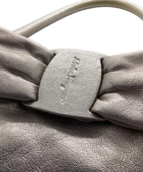 Salvatore Ferragamo（サルヴァトーレ フェラガモ）Salvatore Ferragamo (サルヴァトーレ フェラガモ) トートバッグ ピンクゴールドの古着・服飾アイテム
