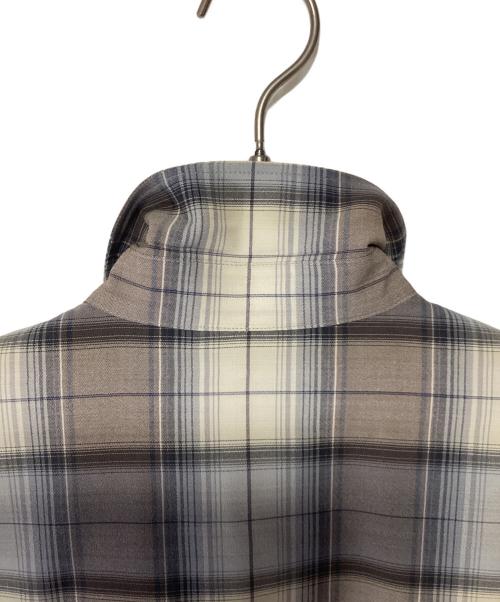 AURALEE（オーラリー）AURALEE (オーラリー) SUPER LIGHT WOOL CHECK SHIRT アイボリー×グレー×ブラウン サイズ:3の古着・服飾アイテム