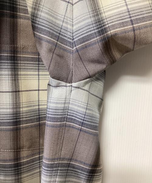 AURALEE（オーラリー）AURALEE (オーラリー) SUPER LIGHT WOOL CHECK SHIRT アイボリー×グレー×ブラウン サイズ:3の古着・服飾アイテム