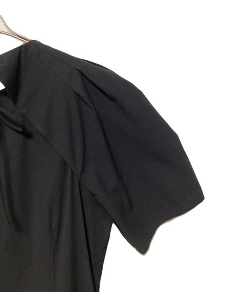 UNITED ARROWS（ユナイテッドアローズ）UNITED ARROWS (ユナイテッドアローズ) 半袖ワンピース ブラック サイズ:38の古着・服飾アイテム