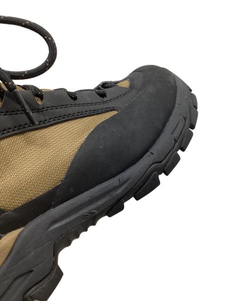 THE NORTH FACE（ザ ノース フェイス）THE NORTH FACE (ザ ノース フェイス) トレッキングシューズ ベージュ×ブラック サイズ:23の古着・服飾アイテム
